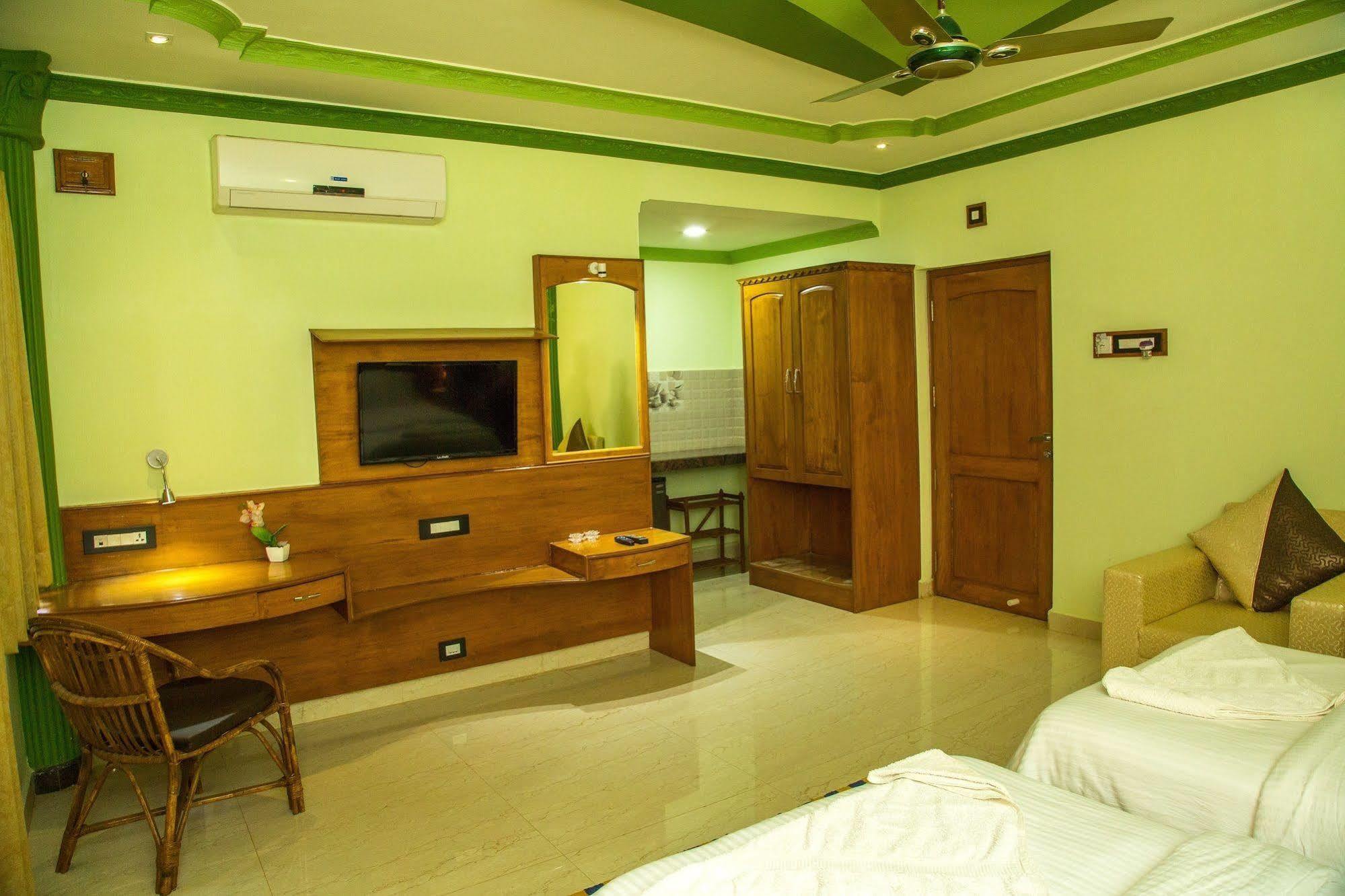 Sea View Resort Patnem Beach Exterior foto